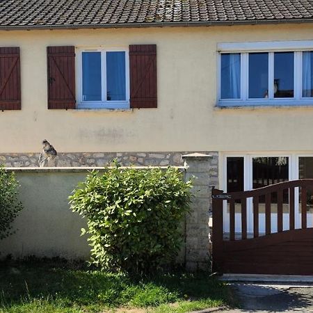 Maison De Village Avec Exterieur Oysonville Luaran gambar